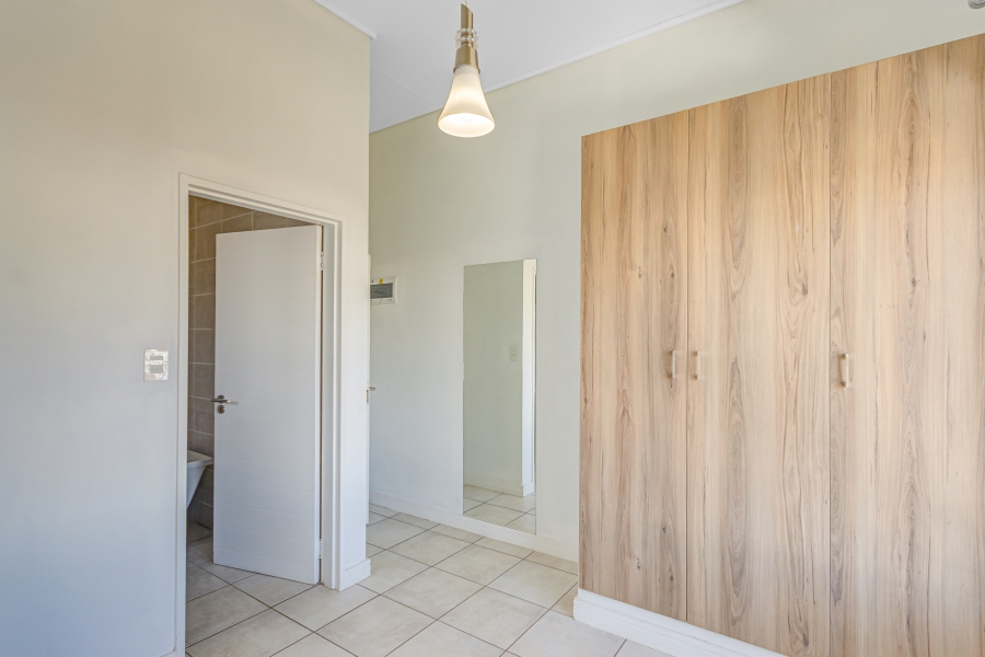 To Let 2 Bedroom Property for Rent in Linbro Park Gauteng