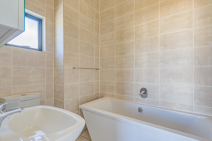 To Let 2 Bedroom Property for Rent in Linbro Park Gauteng