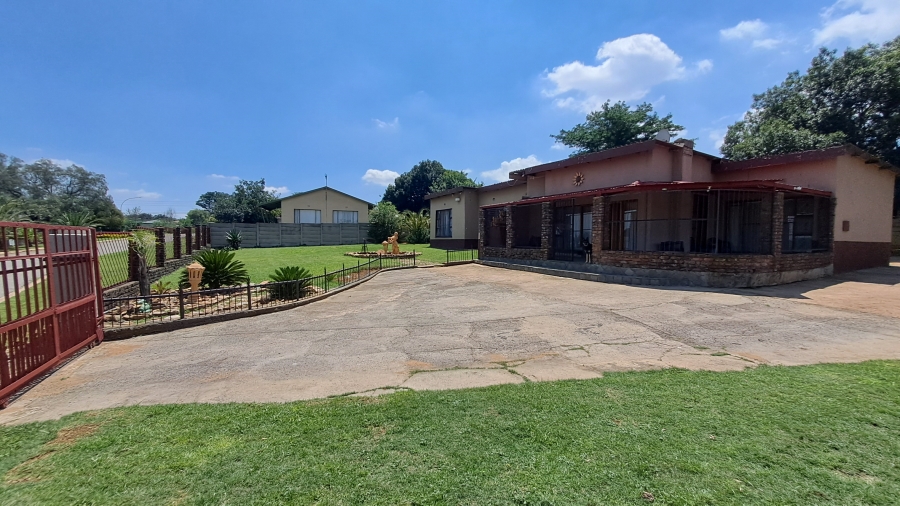 3 Bedroom Property for Sale in Rensburg Gauteng