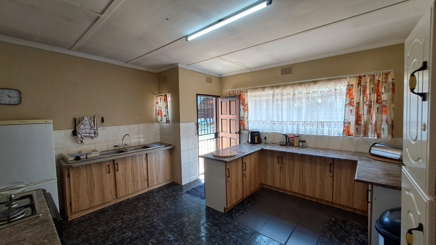 3 Bedroom Property for Sale in Rensburg Gauteng