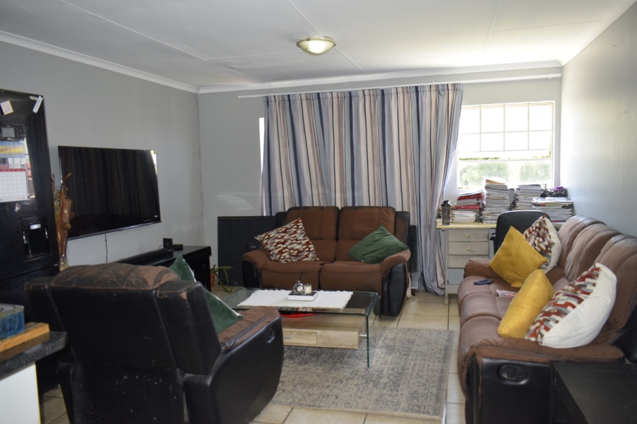 3 Bedroom Property for Sale in Ravenswood Gauteng