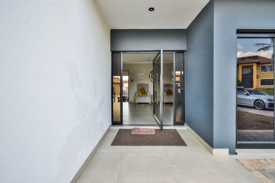 6 Bedroom Property for Sale in Savannah Country Estate Gauteng