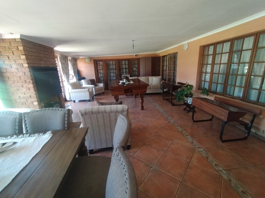 4 Bedroom Property for Sale in Heatherdale AH Gauteng