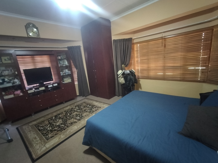 4 Bedroom Property for Sale in Heatherdale AH Gauteng