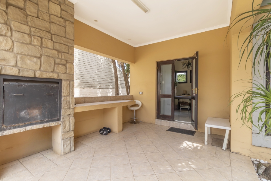 4 Bedroom Property for Sale in North Riding Gauteng