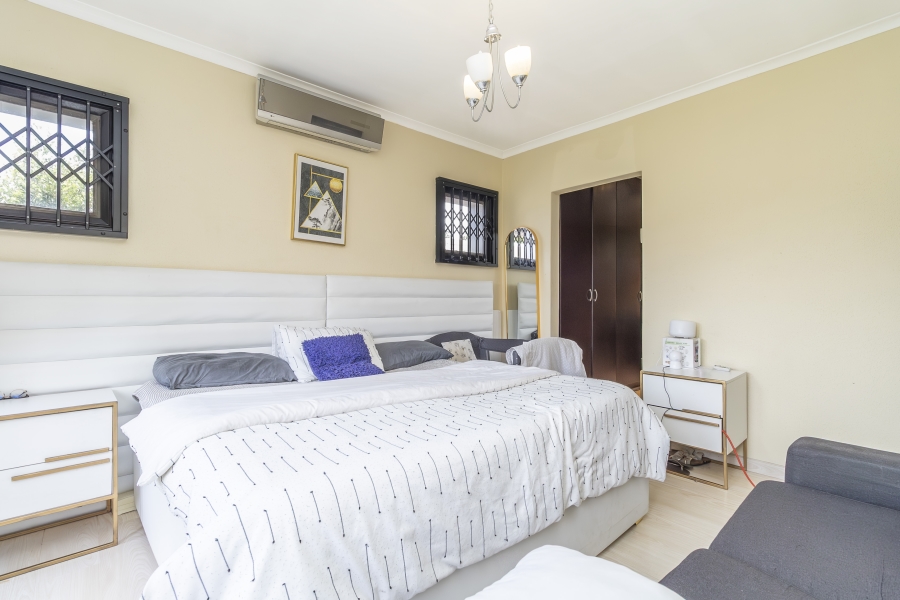 4 Bedroom Property for Sale in North Riding Gauteng