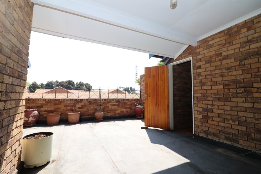 3 Bedroom Property for Sale in Terenure Gauteng