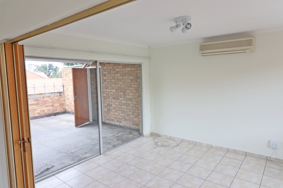 3 Bedroom Property for Sale in Terenure Gauteng