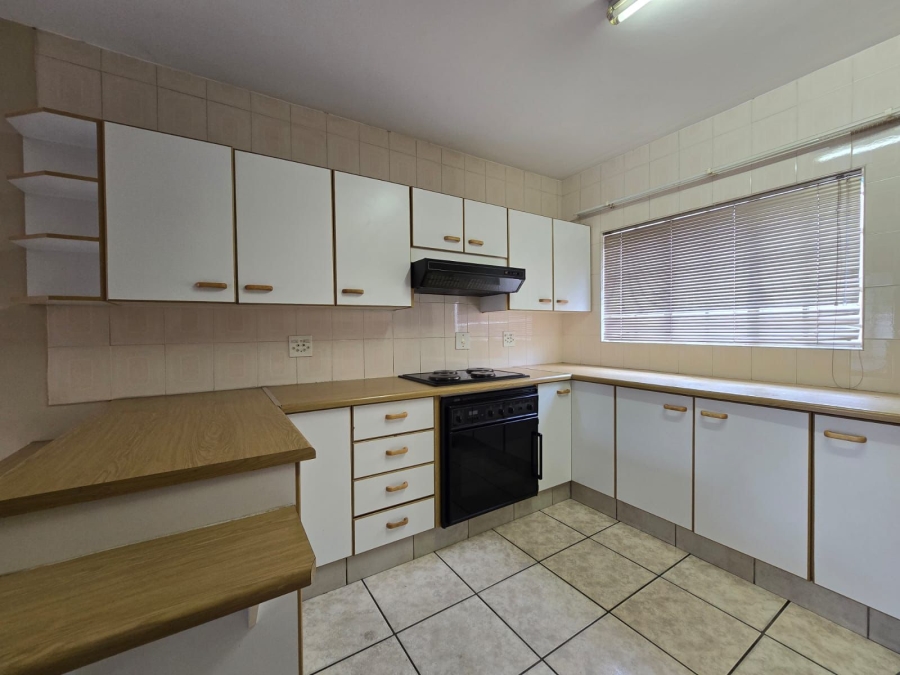 3 Bedroom Property for Sale in New Redruth Gauteng