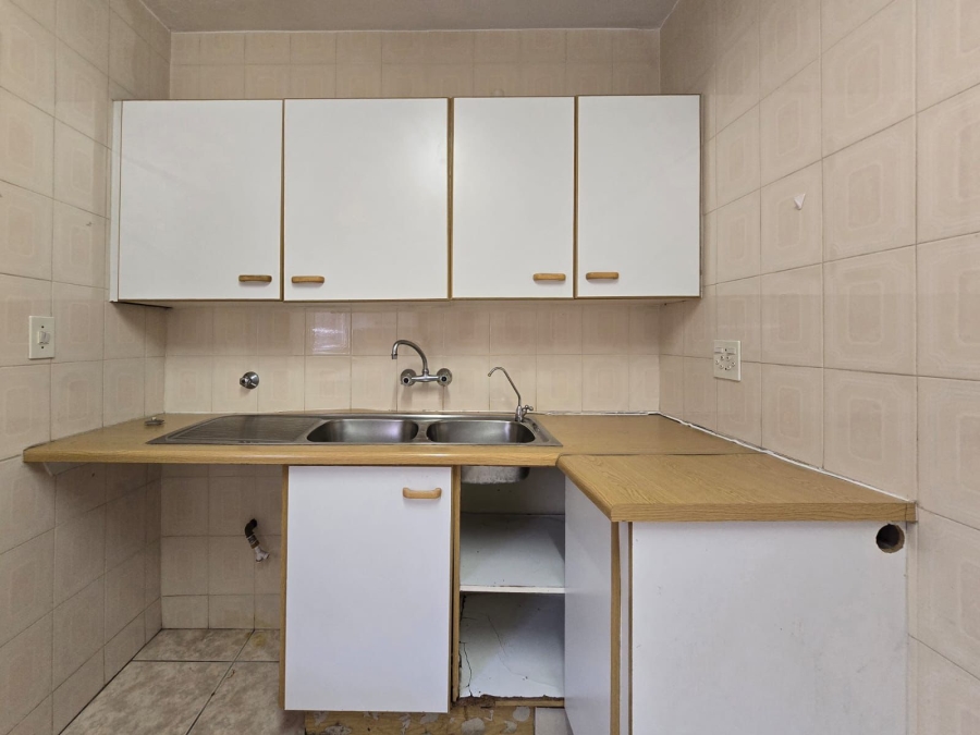 3 Bedroom Property for Sale in New Redruth Gauteng