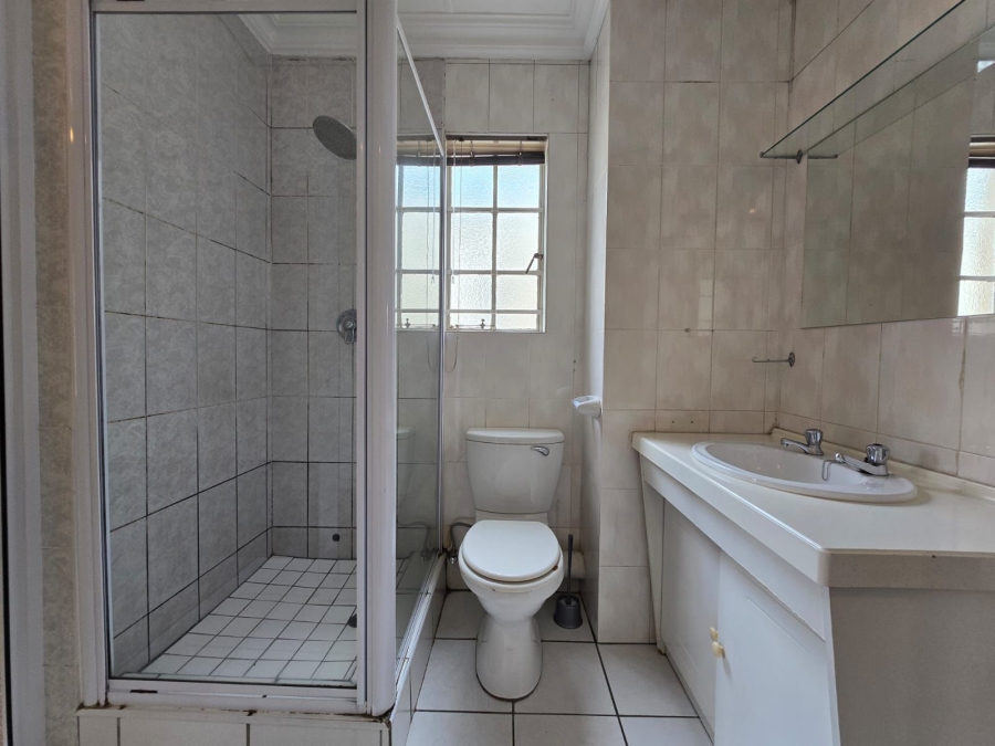 3 Bedroom Property for Sale in New Redruth Gauteng