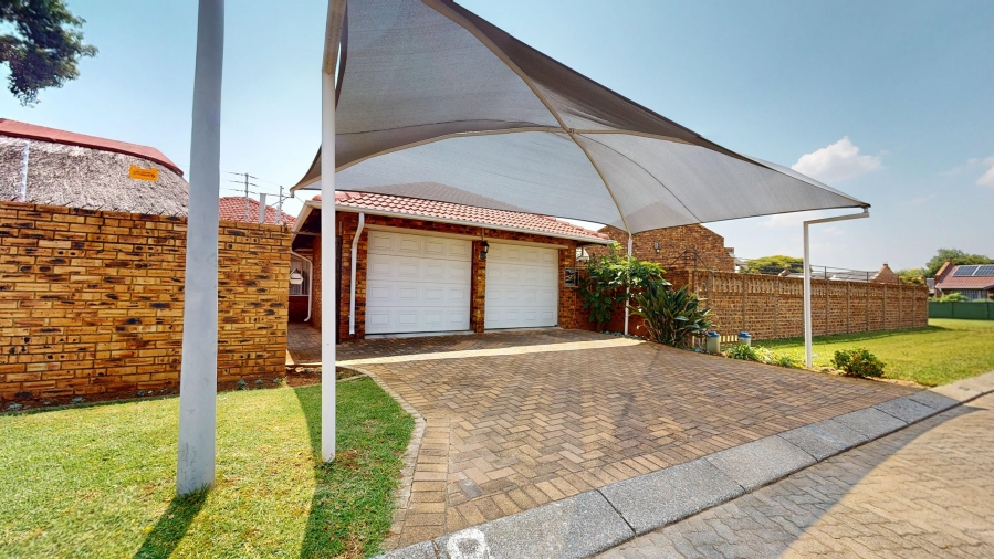 3 Bedroom Property for Sale in Impala Park Gauteng