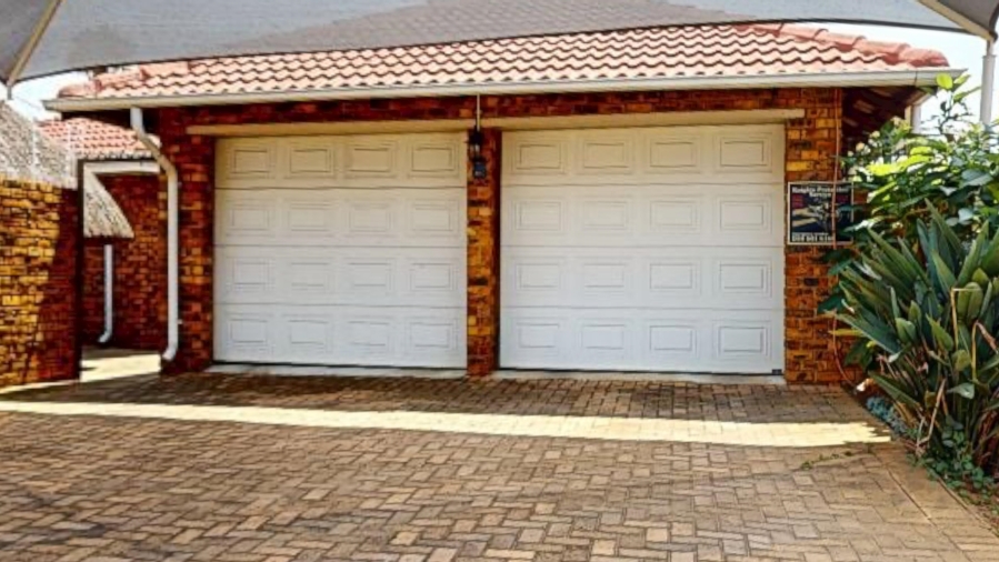 3 Bedroom Property for Sale in Impala Park Gauteng