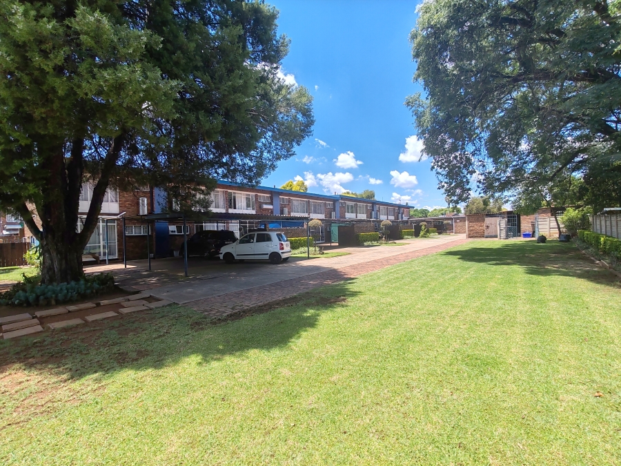 2 Bedroom Property for Sale in Roseville Gauteng