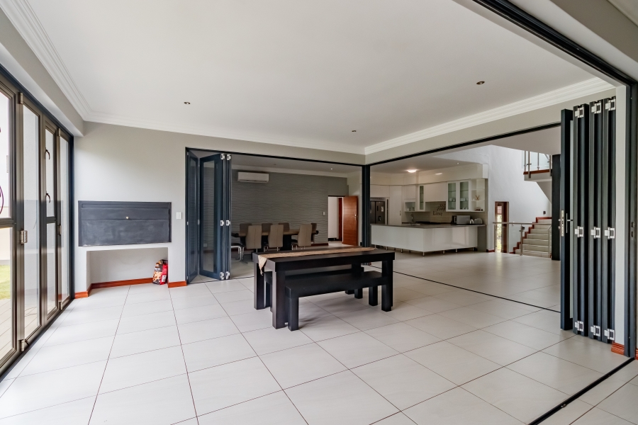 To Let 5 Bedroom Property for Rent in Midstream Estate Gauteng