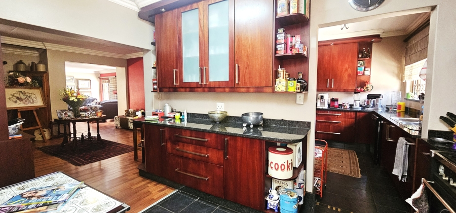 4 Bedroom Property for Sale in Wierda Park Gauteng