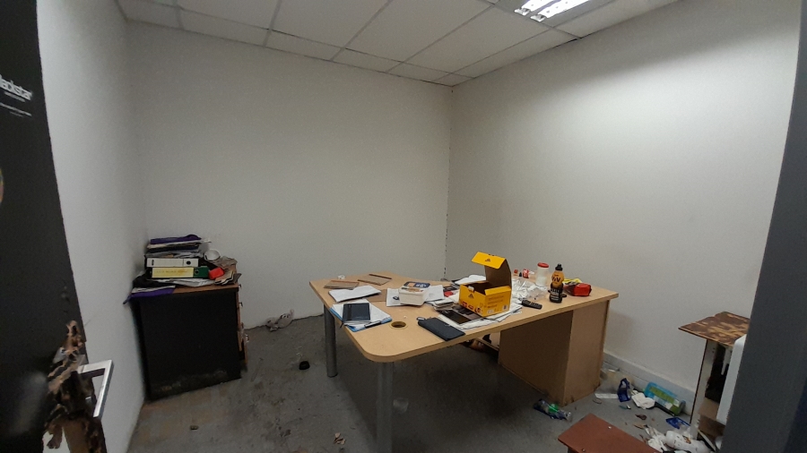 To Let commercial Property for Rent in Vorna Valley Gauteng