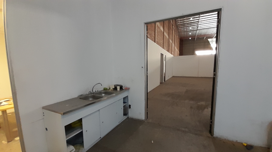 To Let commercial Property for Rent in Vorna Valley Gauteng