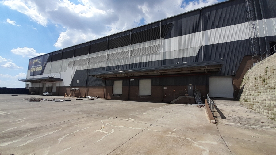 To Let commercial Property for Rent in Vorna Valley Gauteng