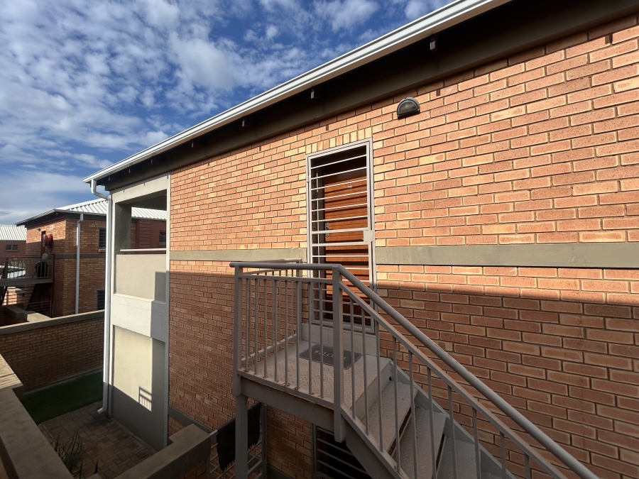 To Let 2 Bedroom Property for Rent in Andeon Gauteng