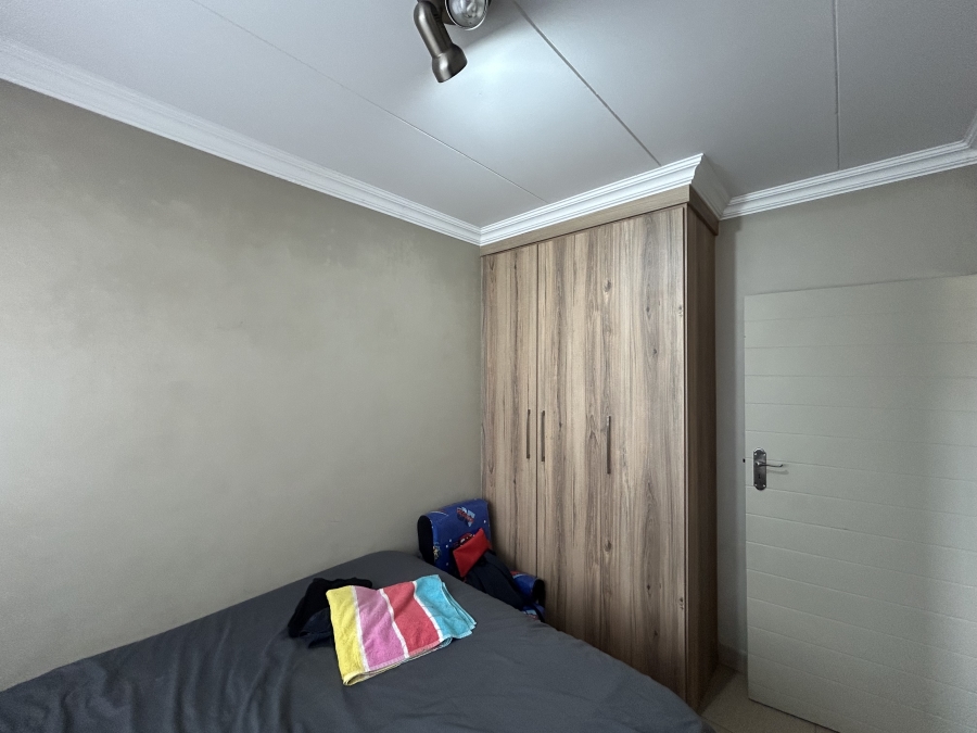 To Let 2 Bedroom Property for Rent in Andeon Gauteng