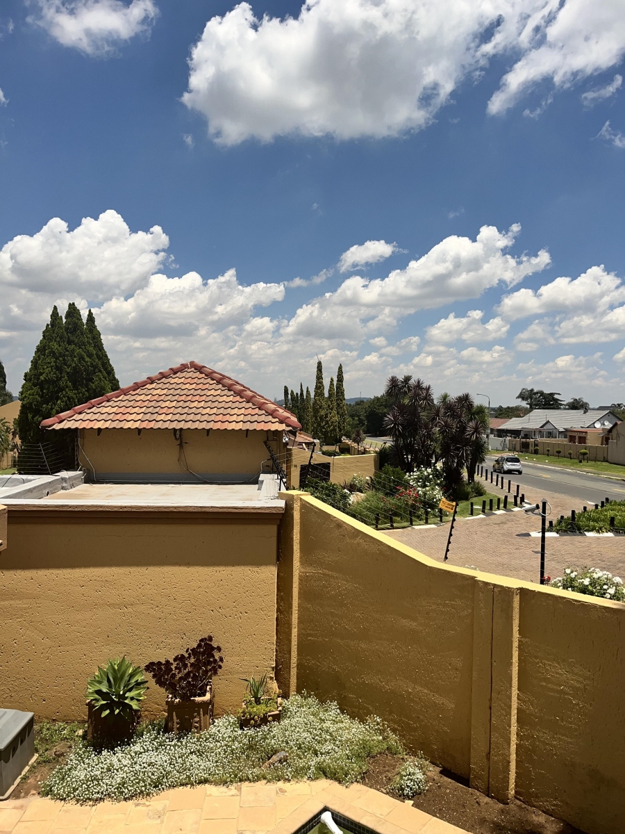 3 Bedroom Property for Sale in Eden Glen Gauteng