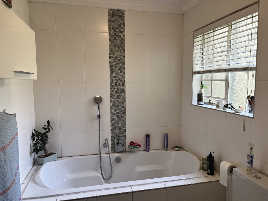 2 Bedroom Property for Sale in Eden Glen Gauteng