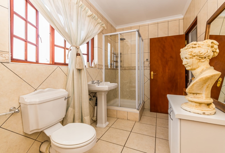 To Let 3 Bedroom Property for Rent in Florida Park Gauteng