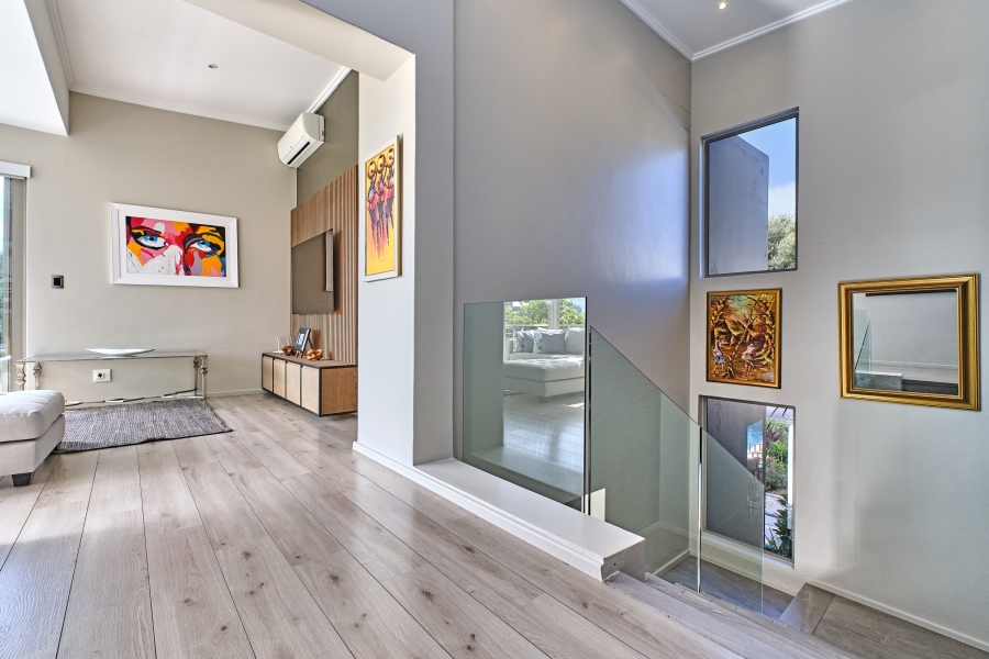 To Let 4 Bedroom Property for Rent in Waterfall Country Village Gauteng