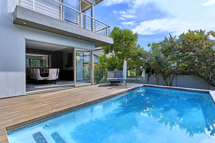 To Let 4 Bedroom Property for Rent in Waterfall Country Village Gauteng