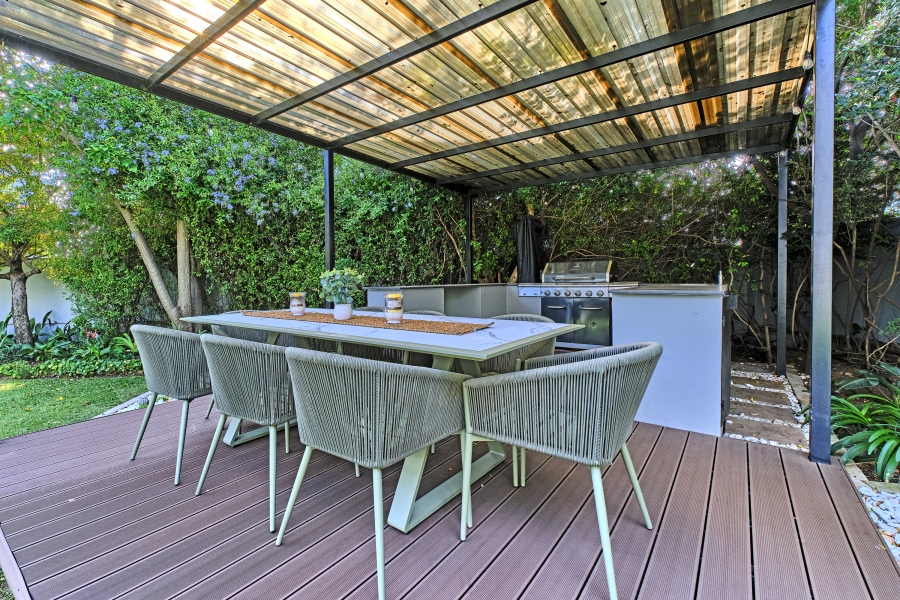 To Let 4 Bedroom Property for Rent in Waterfall Country Village Gauteng