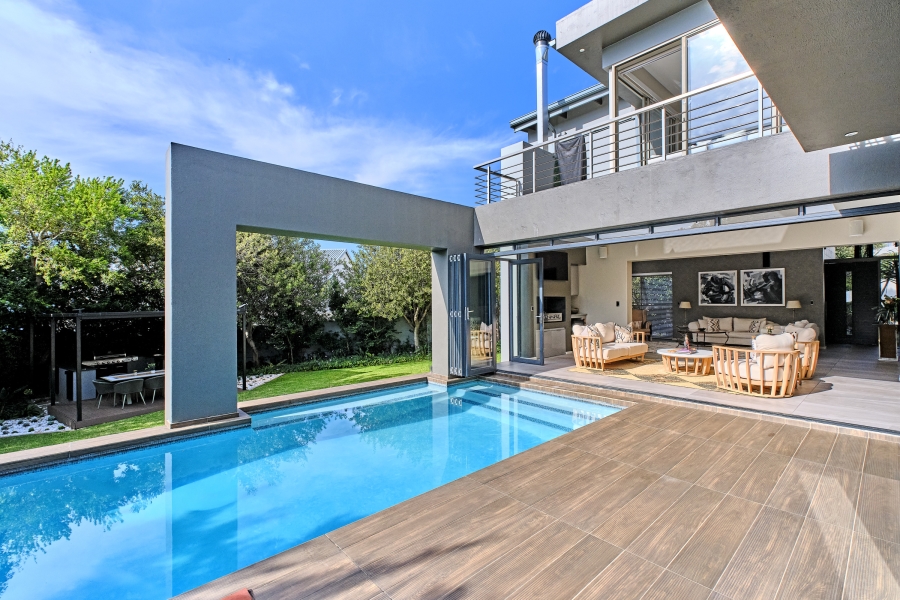 To Let 4 Bedroom Property for Rent in Waterfall Country Village Gauteng