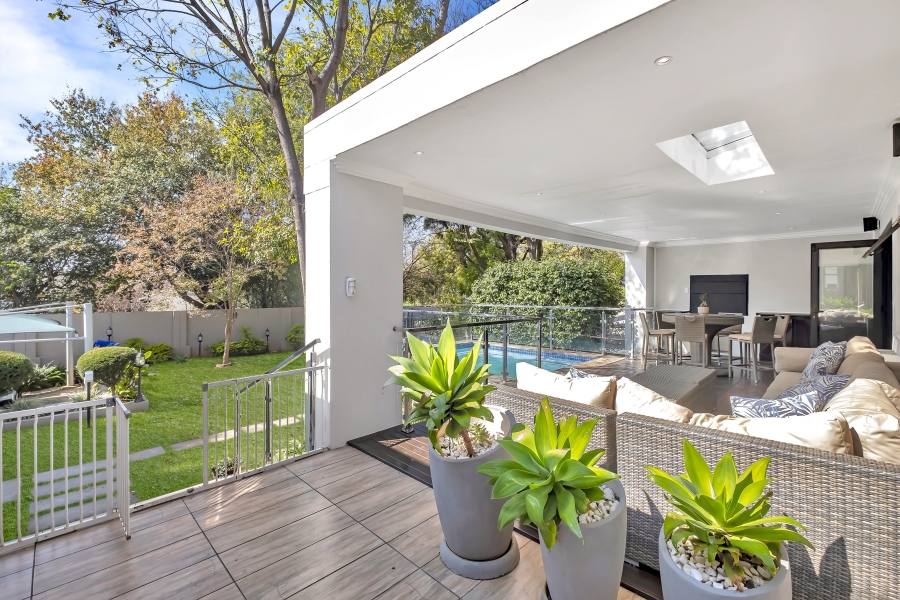 3 Bedroom Property for Sale in Greenside Gauteng