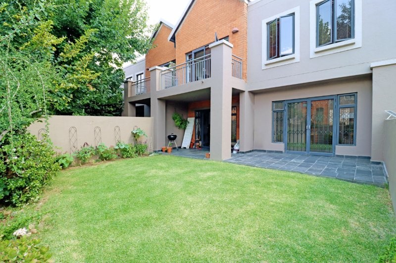 2 Bedroom Property for Sale in Darrenwood Gauteng