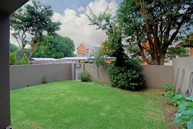 2 Bedroom Property for Sale in Darrenwood Gauteng