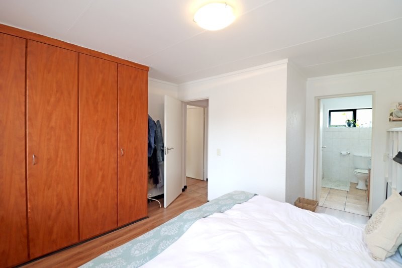 2 Bedroom Property for Sale in Darrenwood Gauteng