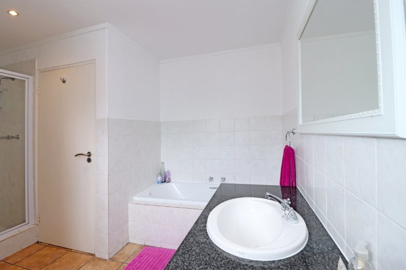 2 Bedroom Property for Sale in Darrenwood Gauteng