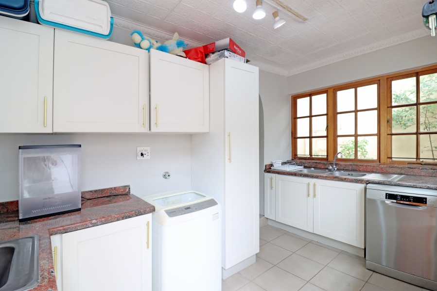 3 Bedroom Property for Sale in Orange Grove Gauteng