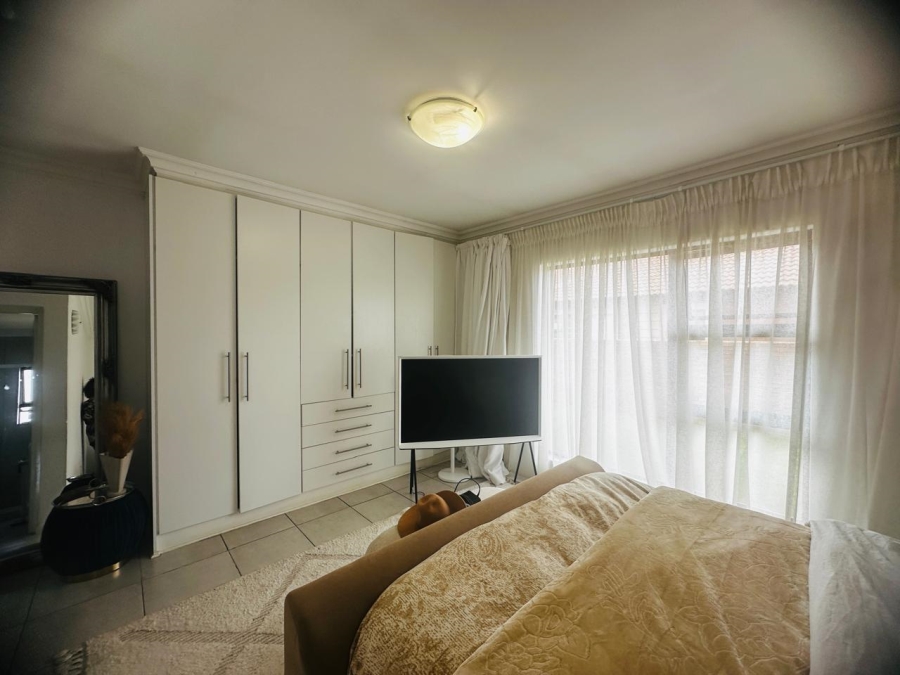 2 Bedroom Property for Sale in Helderwyk Gauteng