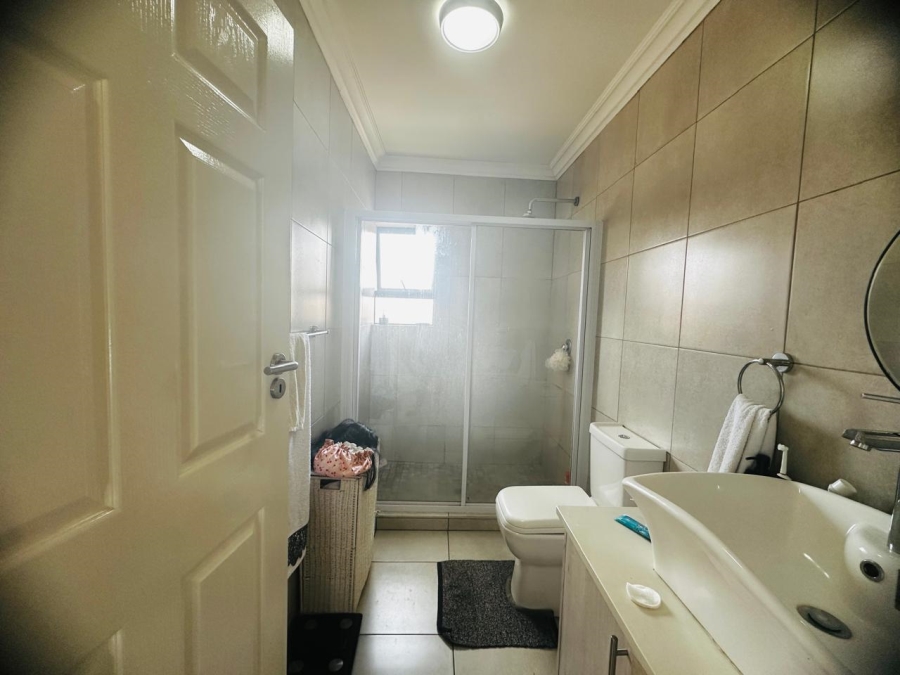 2 Bedroom Property for Sale in Helderwyk Gauteng