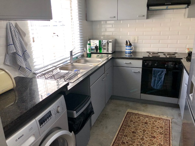 To Let 1 Bedroom Property for Rent in Illovo Gauteng