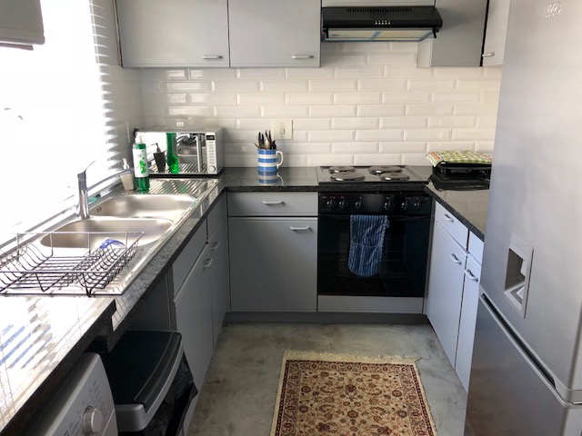 To Let 1 Bedroom Property for Rent in Illovo Gauteng