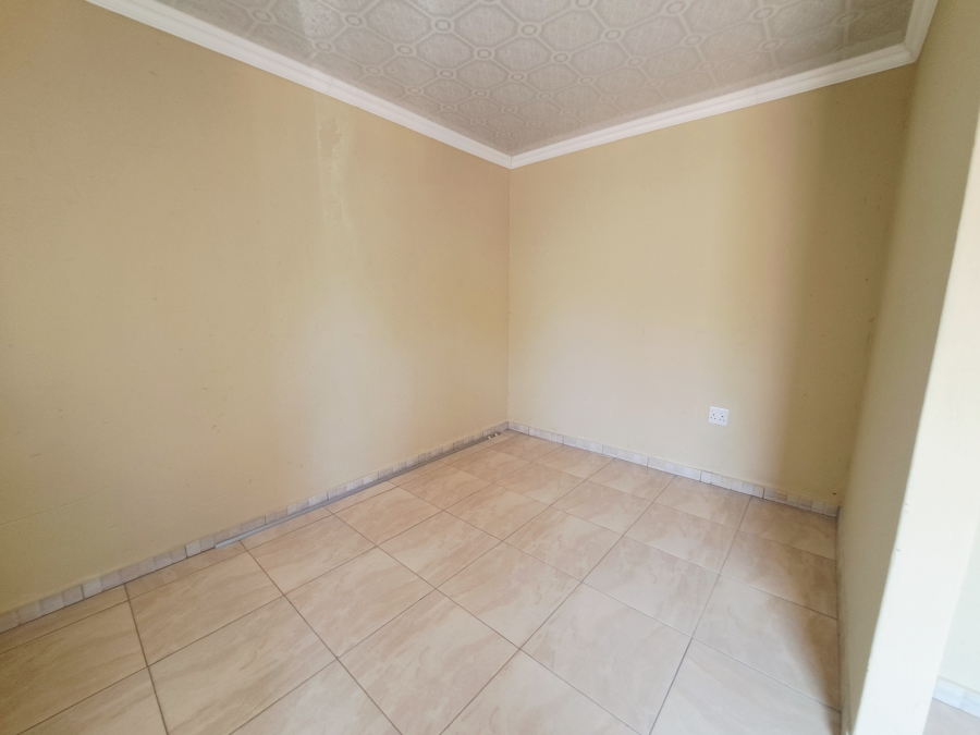 To Let 1 Bedroom Property for Rent in Mayberry Park Gauteng