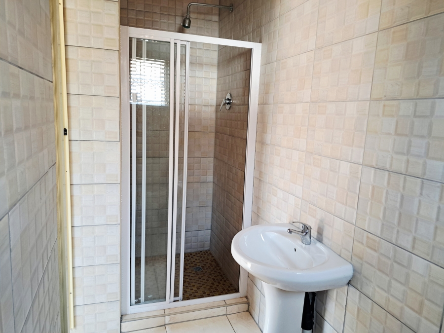 To Let 1 Bedroom Property for Rent in Mayberry Park Gauteng