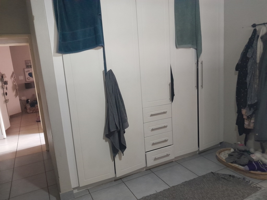 2 Bedroom Property for Sale in Brackenhurst Gauteng