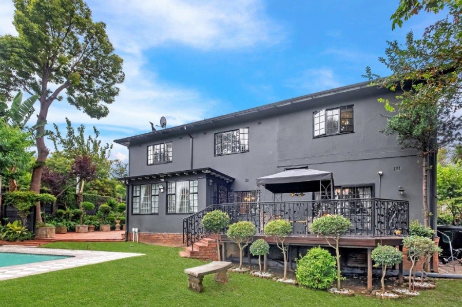 6 Bedroom Property for Sale in Parkview Gauteng