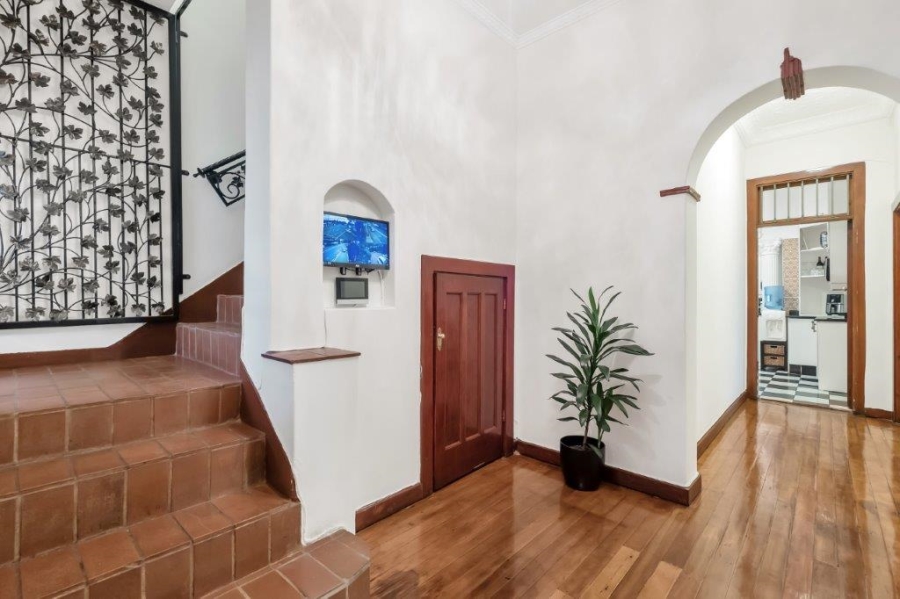 6 Bedroom Property for Sale in Parkview Gauteng