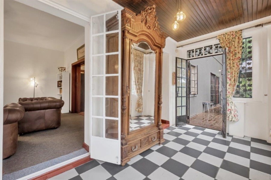 6 Bedroom Property for Sale in Parkview Gauteng