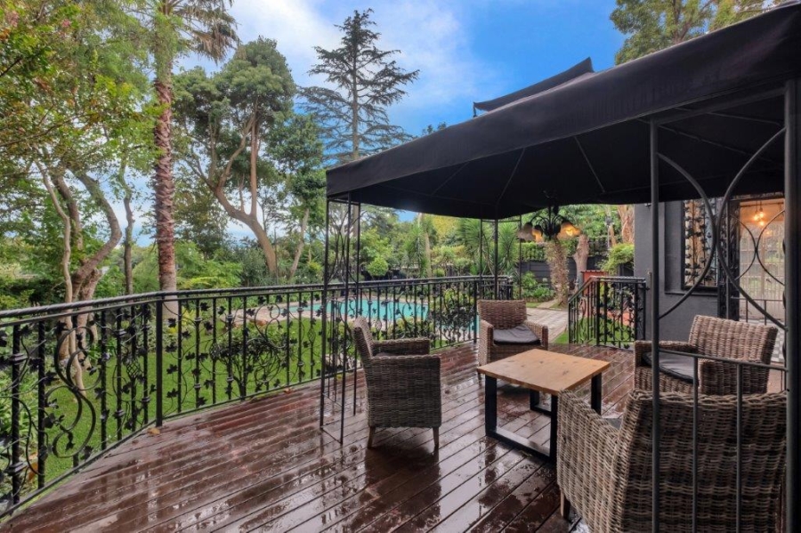 6 Bedroom Property for Sale in Parkview Gauteng