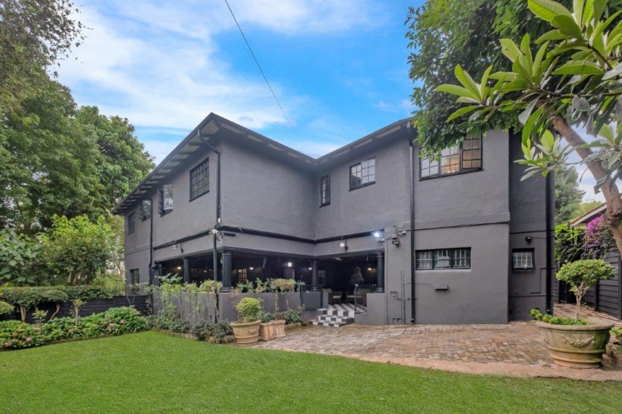 6 Bedroom Property for Sale in Parkview Gauteng